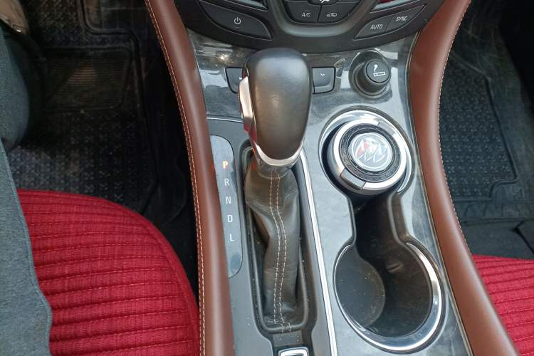 Used Buick Envision 2014 28T Four-Wheel Drive Luxury Model Gear Lever