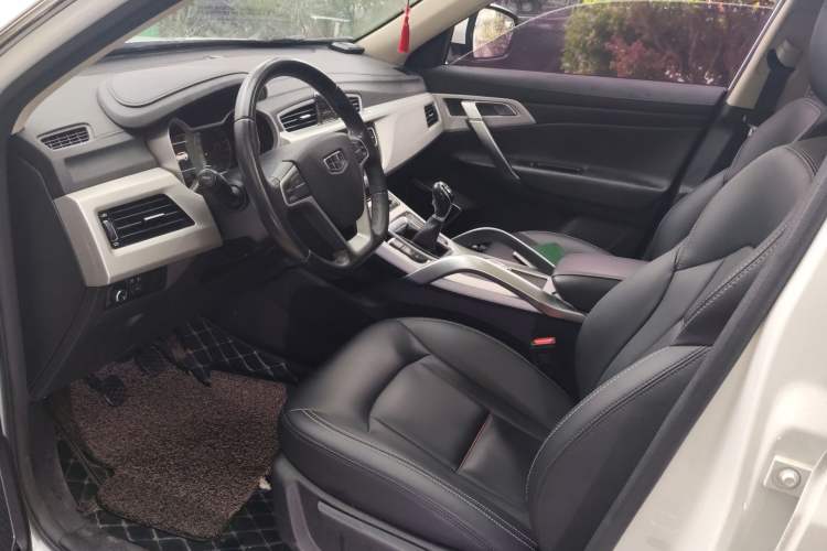 Used Geely Auto Emgrand X7 Sport 2018 2.0L Manual Two-Wheel Drive Zhiya Version Driver Seat