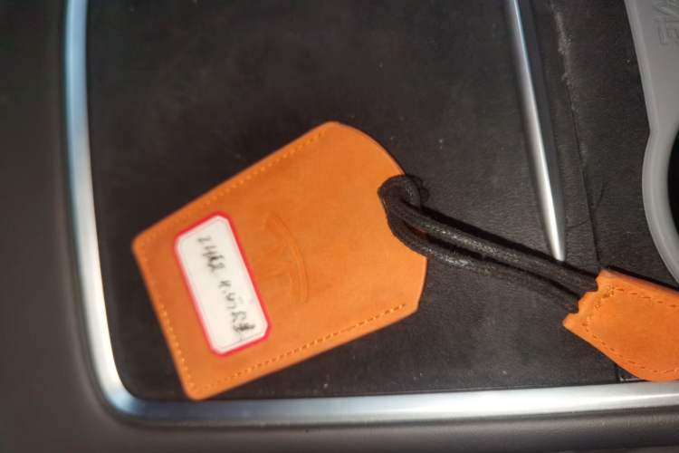 Used Tesla Model Y 2024 Rear-Wheel-Drive Version Interior 1