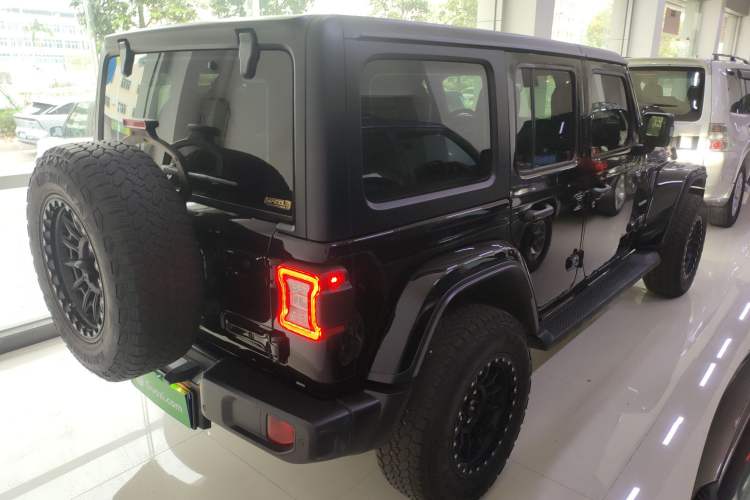 Used Jeep Wrangler 2024 2.0T Sahara Four-Door Edition