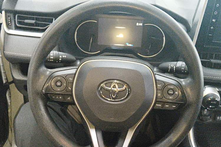 Used Toyota RAV4 2020 2.0L CVT Two-Wheel Drive Fashion Edition