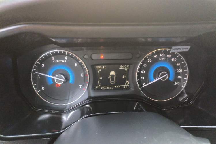 Used Dongfeng Fengon 580 2020 1.8L Manual Comfort Model Instrument Cluster