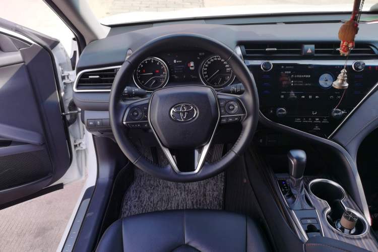 Used Toyota Camry 2019 Revised Version 2.0G Luxury Edition