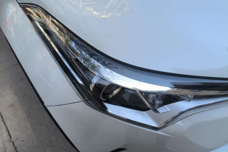 Used Toyota C-HR 2020 2.0L Leading Edition
