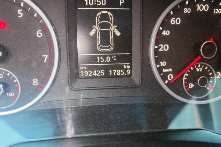 Used Volkswagen Tiguan 2013 1.8TSI Automatic All-Wheel-Drive Comfort Edition Odometer Close Up