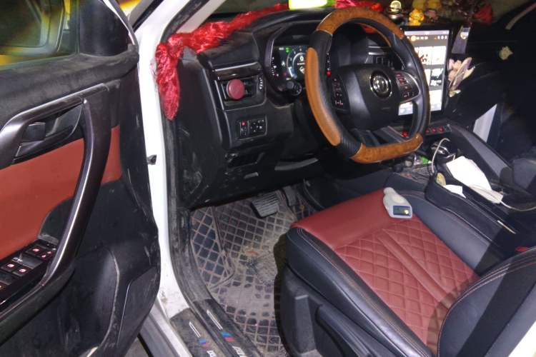 Used FORTHING T5 2020 1.5T Automatic Luxury Model China VI Standard Driver Seat