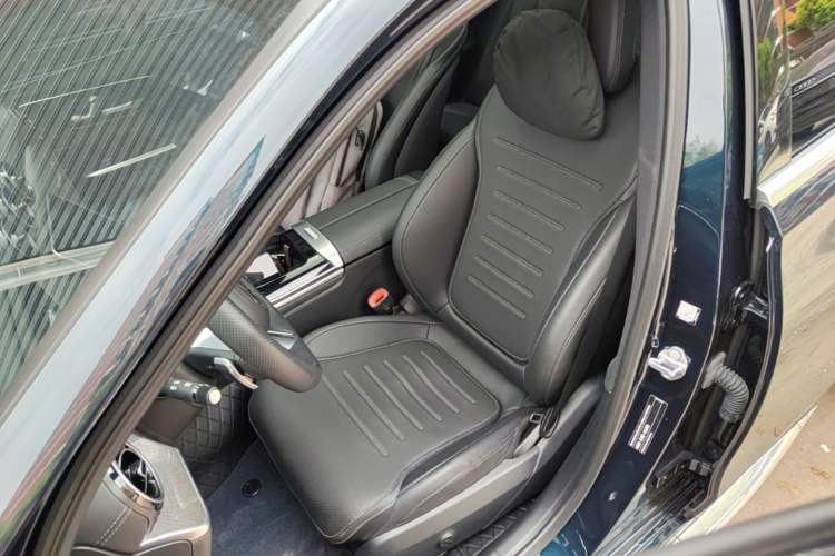 Used Mercedes-Benz C-Class 2023 Second Facelift C 260 L Sport Edition Left Front Seat