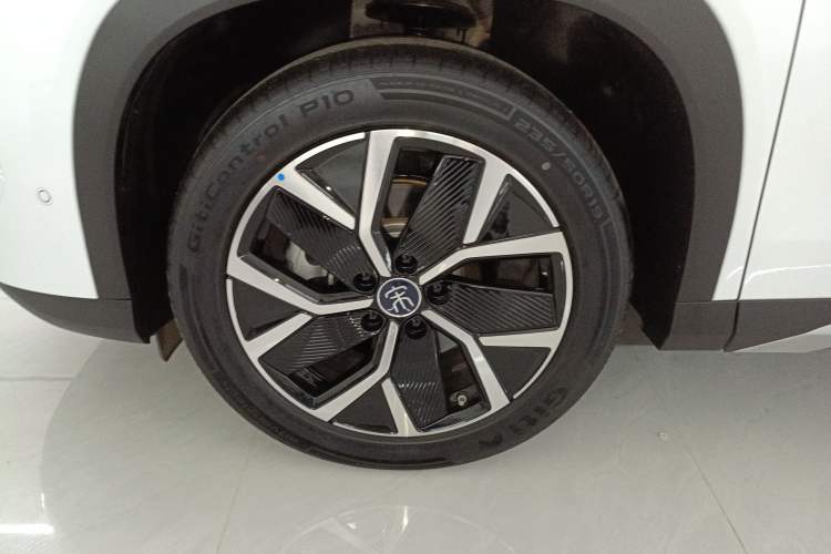 Used BYD Song L DM-i 2025 Intelligent Driving Version 160 km Beyond-Range Type Exterior 4