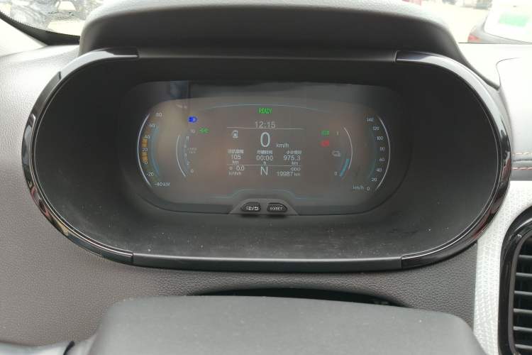 Used Chery QQ Little Ant 2022 Revised Version Sweet Pink Edition Half-Sugar Version Lithium Iron Phosphate 30.7 kWh 30 kW 301 km Instrument Cluster