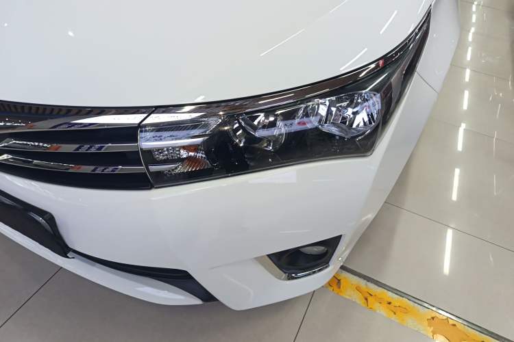 Used Toyota Corolla 2017 Revised Version 1.6L S-CVT GL Left Front Headlight