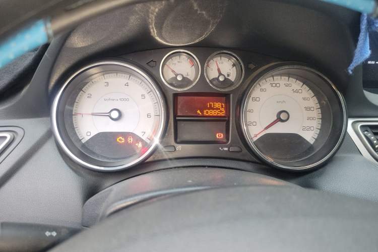 Used Peugeot 308 2013 1.6L Manual YouShang Model
