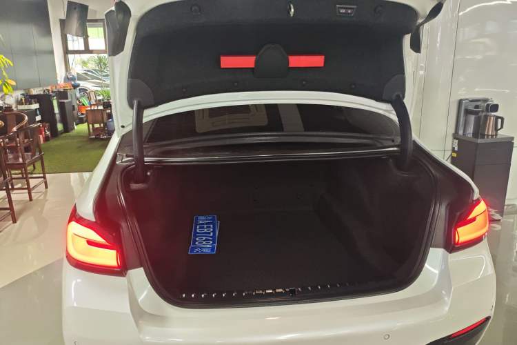 Used BMW 5 Series 2023 Restyled 530Li Leading Edition M Sport Package Trunk