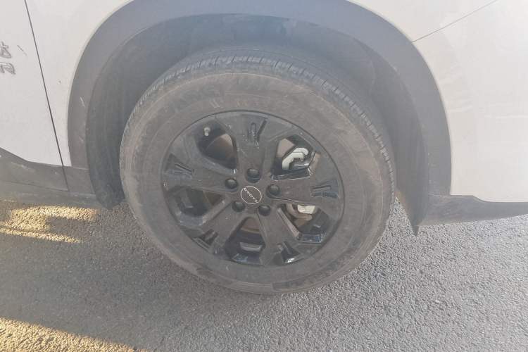 Used Radar Horizon 2023 410 km Entrepreneur Edition Right Front Wheel Hub