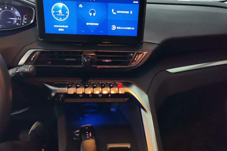 Used Peugeot 5008 2021 360THP 5-Seater Strength Edition Audio And AC Panel