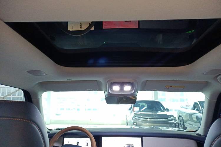 Used Deepal G318 2024 Four-Wheel-Drive Air Suspension Model