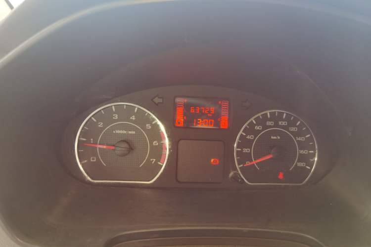 Used Wuling Hongguang V 2019 1.5L Jingqu Version China VI LAR