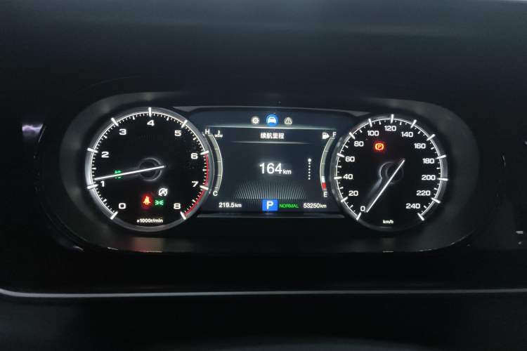 Used GAC Trumpchi M6 2019 270T DCT Luxury Edition (7-seater) China VI
