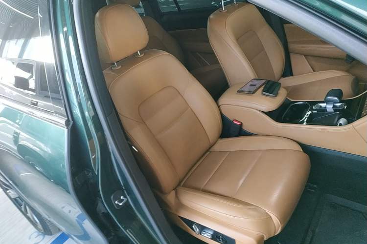 Used Li Auto ONE 2021 Extended-Range 6-Seater Version Right Front Seat