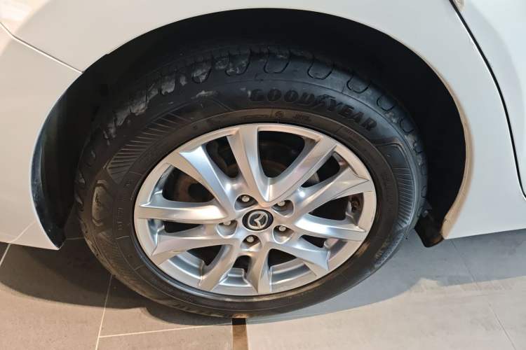 Used Mazda Mazda 3 Axela 2019 Cloud-Controlled Version Sedan 1.5L Automatic Comfort Trim China VI Standard
