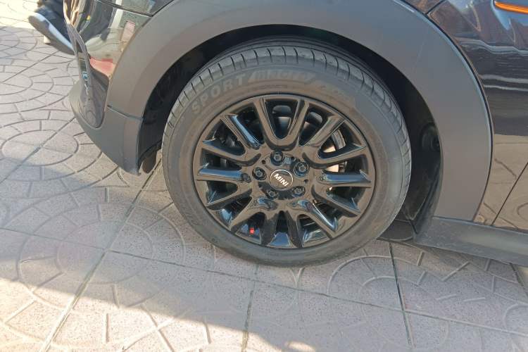 Used MINI MINI 2014 1.5T COOPER Fun
