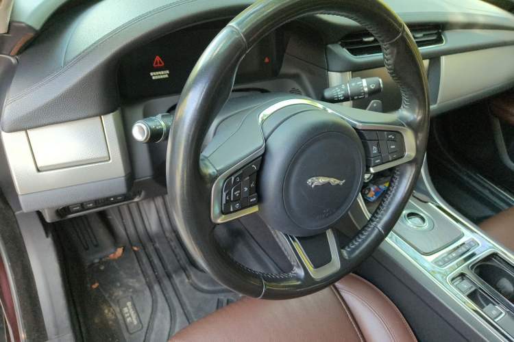 Used Jaguar XFL 2018 XFL 2.0T 250 PS Luxury Edition
