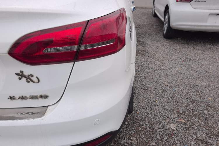 Used Ford Focus 2015 Sedan 1.6L Automatic Trend Model