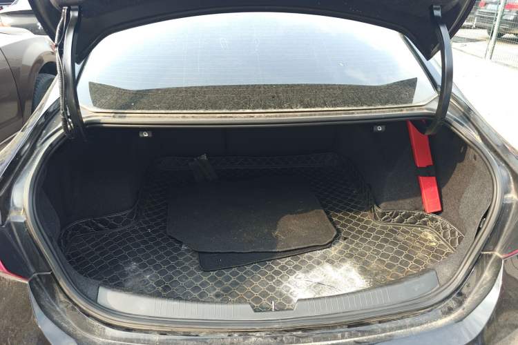 Used Chevrolet Malibu XL 2020 Redline 550T Automatic Sport Edition Trunk