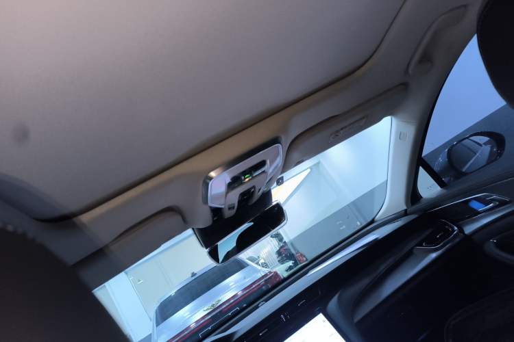 Used Hongqi H5 2023 2.0T Automatic Smart Connect Flagship Edition