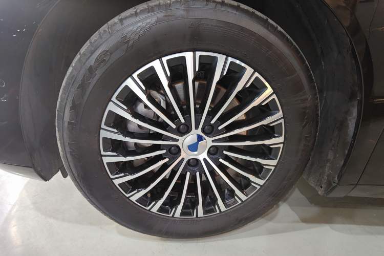 Used Denza D9 2022 DM-i 970 Four-Wheel Drive Flagship Model