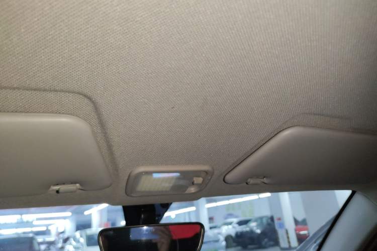 Used Wuling Hongguang MINIEV 2022 Macaron Premium Model – Lithium Iron Phosphate