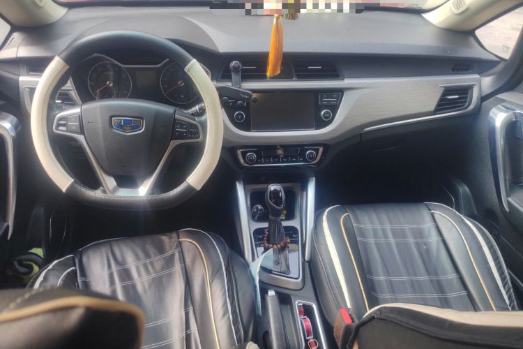 Used Geely Auto Vision X3 2017 1.5L Automatic Luxury Model Center Console