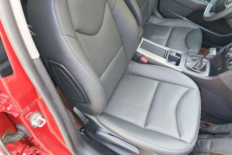 Used Citroen C4L 2016 1.2T Automatic Elite Model
