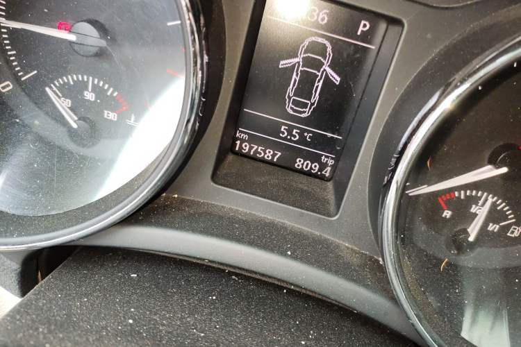 Used Skoda Superb 2013 1.8TSI Automatic Yashi Edition