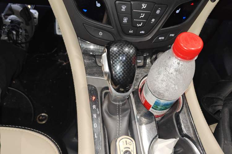 Used Buick Envision 2018 28T Four-Wheel Drive Luxury Model Gear Lever