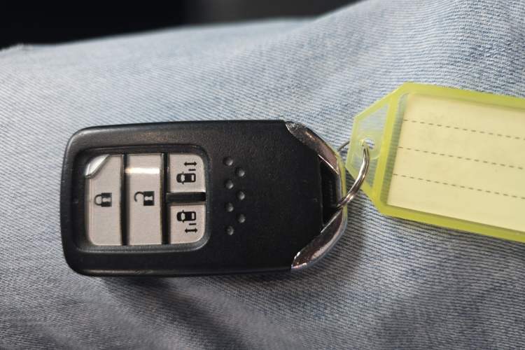 Used Honda Odyssey 2015 Updated Version 2.4L Smart Edition Vehicle Key