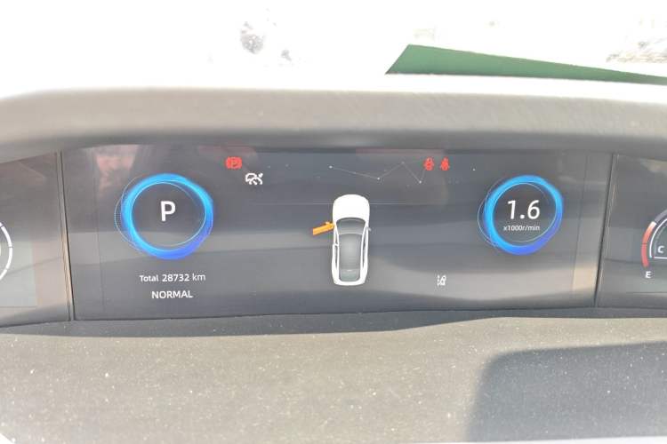 Used CHANGAN UNI-V 2023 1.5T Prestige Model Instrument Cluster