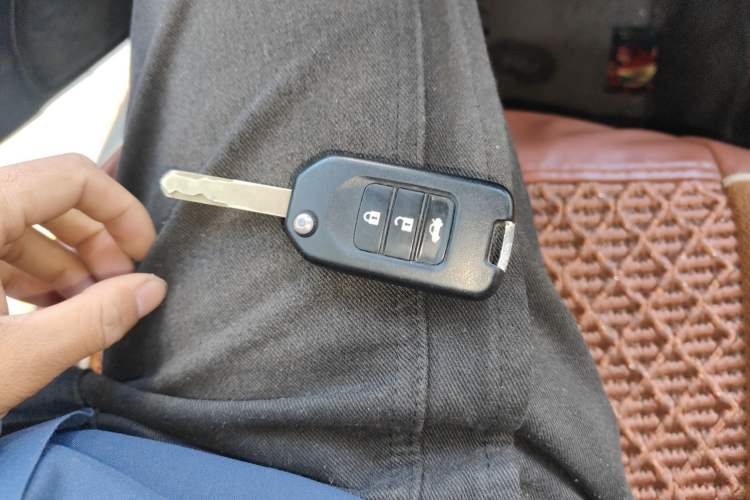 Used Honda Greiz 2016 1.5L CVT Classic Edition
