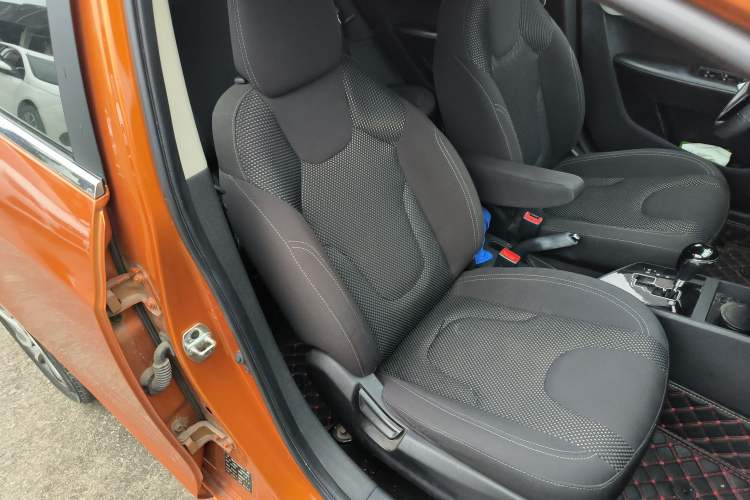 Used JAC Refine S2 2015 1.5L CVT Luxury Edition
