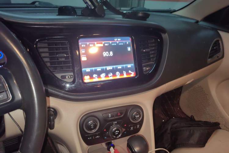 Used Fiat Viaggio 2012 1.4T Automatic Luxury Edition
