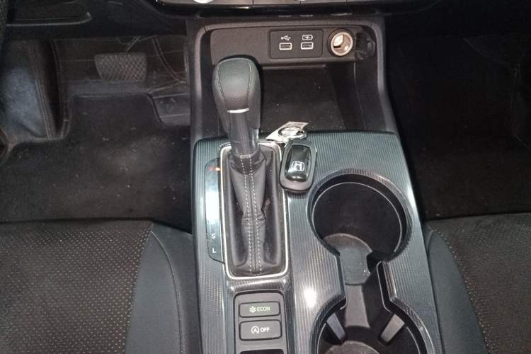 Used Honda Civic 2022 240TURBO CVT Dynamic Edition Gear Lever