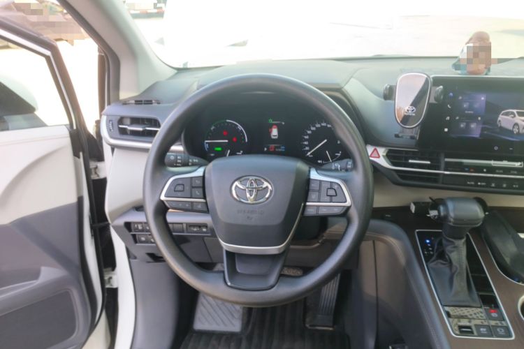 Used Toyota Granvia 2024 2.5L Hybrid Comfort Edition Steering Wheel