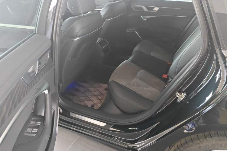 Used Audi A6L 2024 45 TFSI quattro Prestige Dynamic Edition