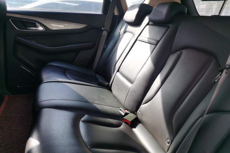 Used Baojun 560 2016 1.5T Manual Luxury Model