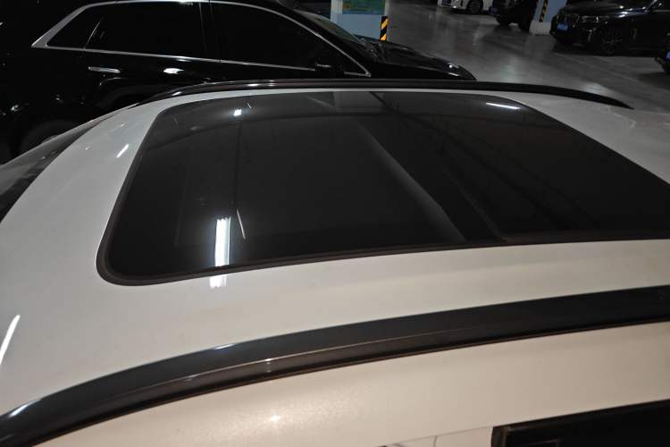 Used NETA U 2022 Zhi400 Pro Ternary Lithium