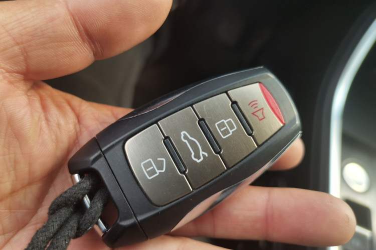 Used Haval H6 2023 National Trend Edition 1.5T Automatic Urban Version Vehicle Key
