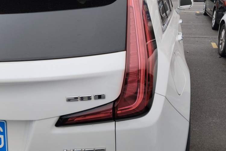 Used Cadillac XT4 2020 28T Two-Wheel-Drive Leading Version