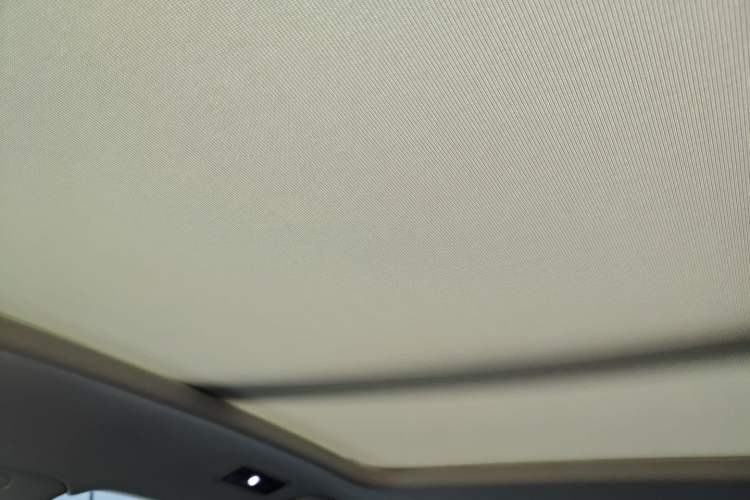 Used Volkswagen Passat 2025 Outstanding Model 380TSI Starry Dragon Glorious Edition Headliner