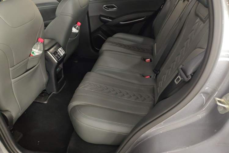 Used BYD Song L DM-i 2025 Intelligent Driving Version 160 km Excellence Edition
