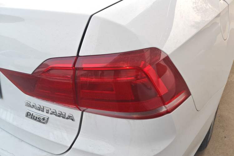 Used Volkswagen Santana 2021 1.5L Manual Fashion Edition Right Rear Taillight