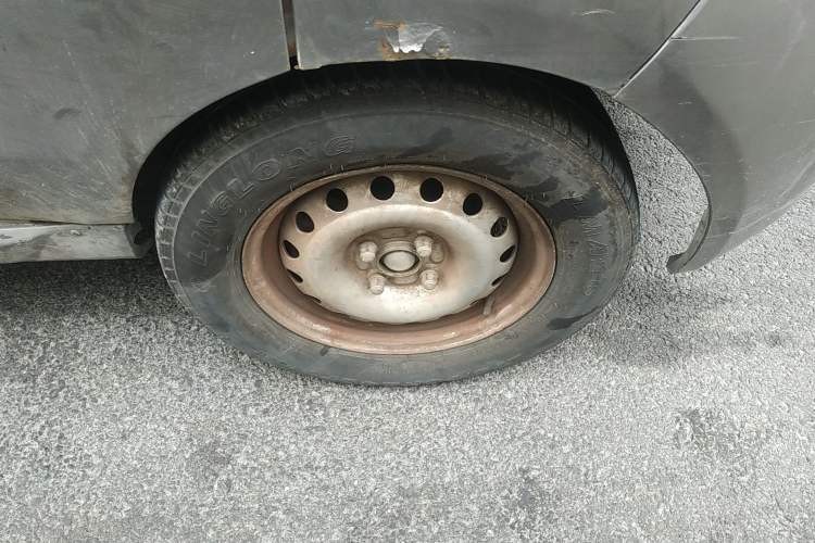 Used Jinbei New Hiace X30L 2018 1.5L Box Truck Wealth Edition DLCG14